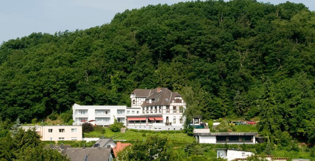 Hotel Kurhaus Uhlenberg Bad Muenstereifel Exterior foto